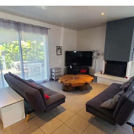 Pavillon Avec Piscine Dignac