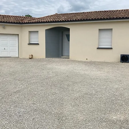 Pavillon Avec Piscine *